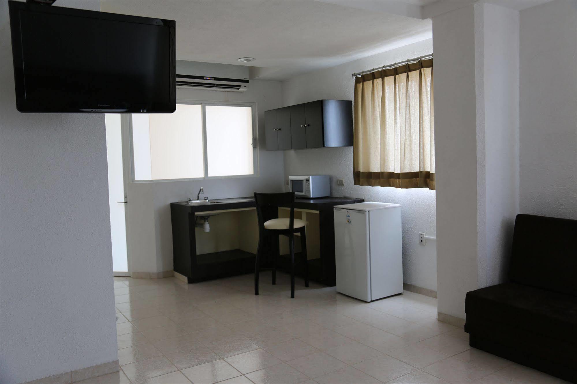 Ems Boca Del Rio Hotel 3*