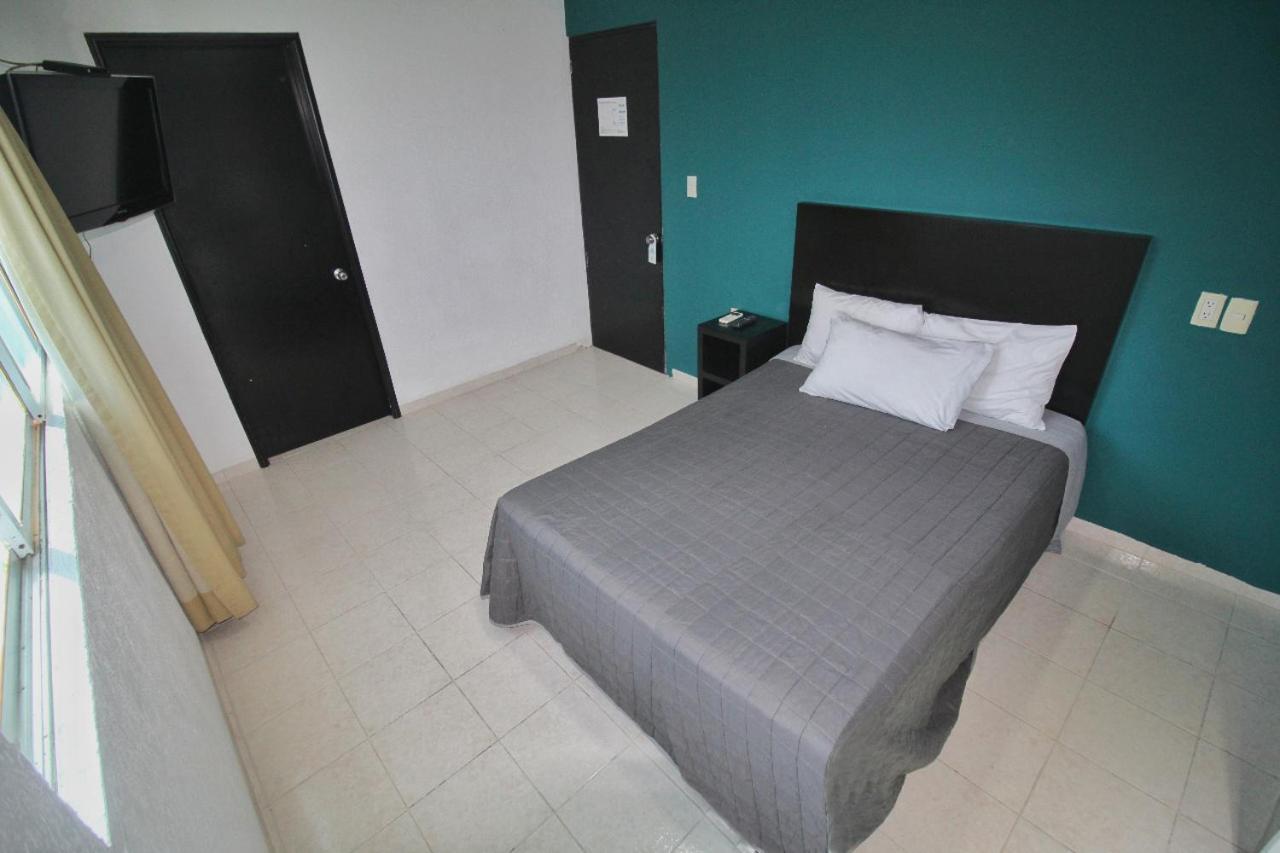 Hotel Ems Boca Del Rio 3*
